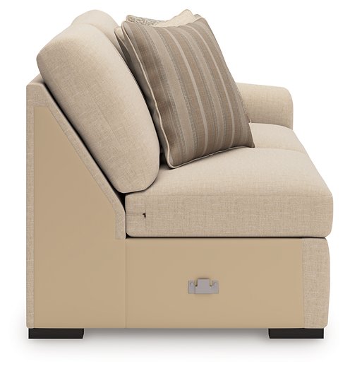 LadyMae Sectional with Chaise - Barr’s Furniture (Riverside CA)