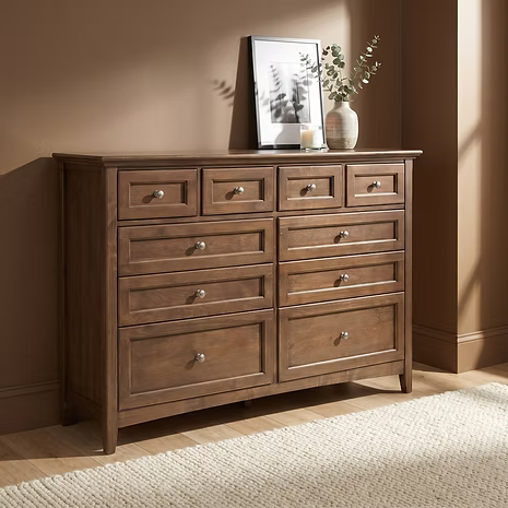 McKenzie 10‑Drawer Dresser