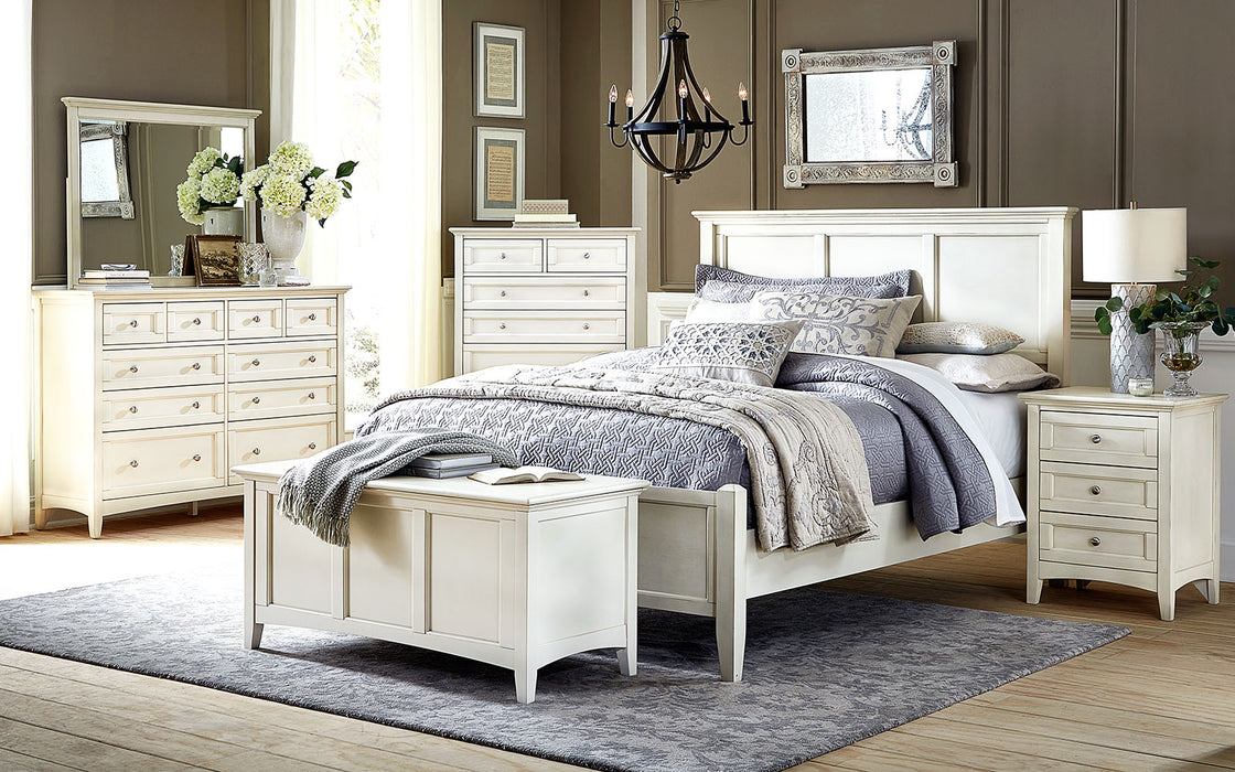 Northlake Queen Panel Bed