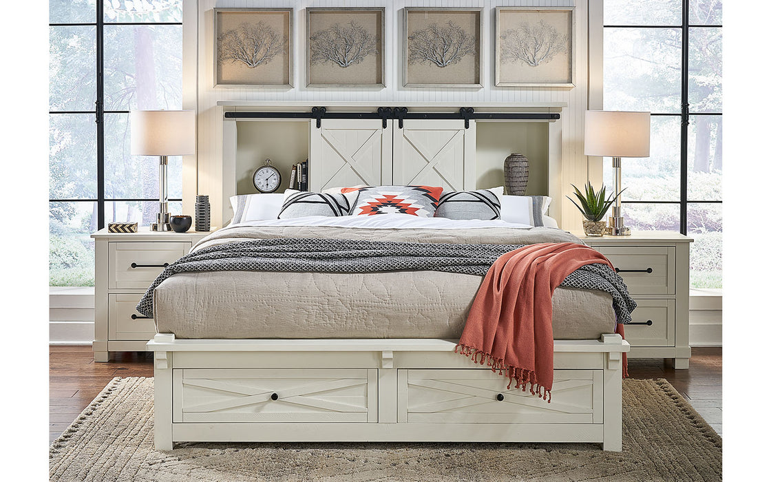 Sun Valley Queen Bed w/ Storage Footboard & Headboard