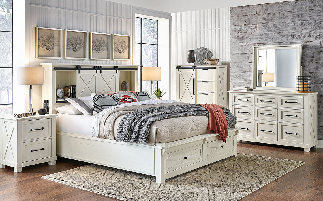 Sun Valley Queen Bed w/ Storage Footboard & Headboard