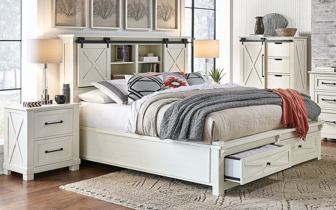 Sun Valley Queen Bed w/ Storage Footboard & Headboard