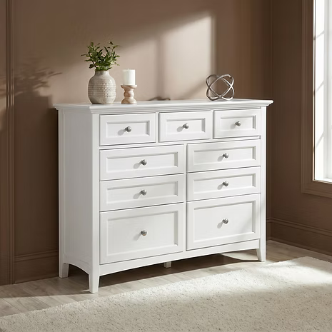 McKenzie 9-Drawer Dresser