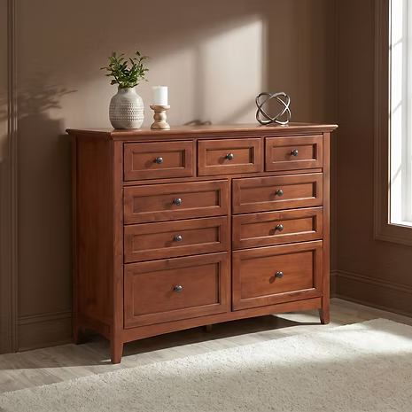 McKenzie 9-Drawer Dresser